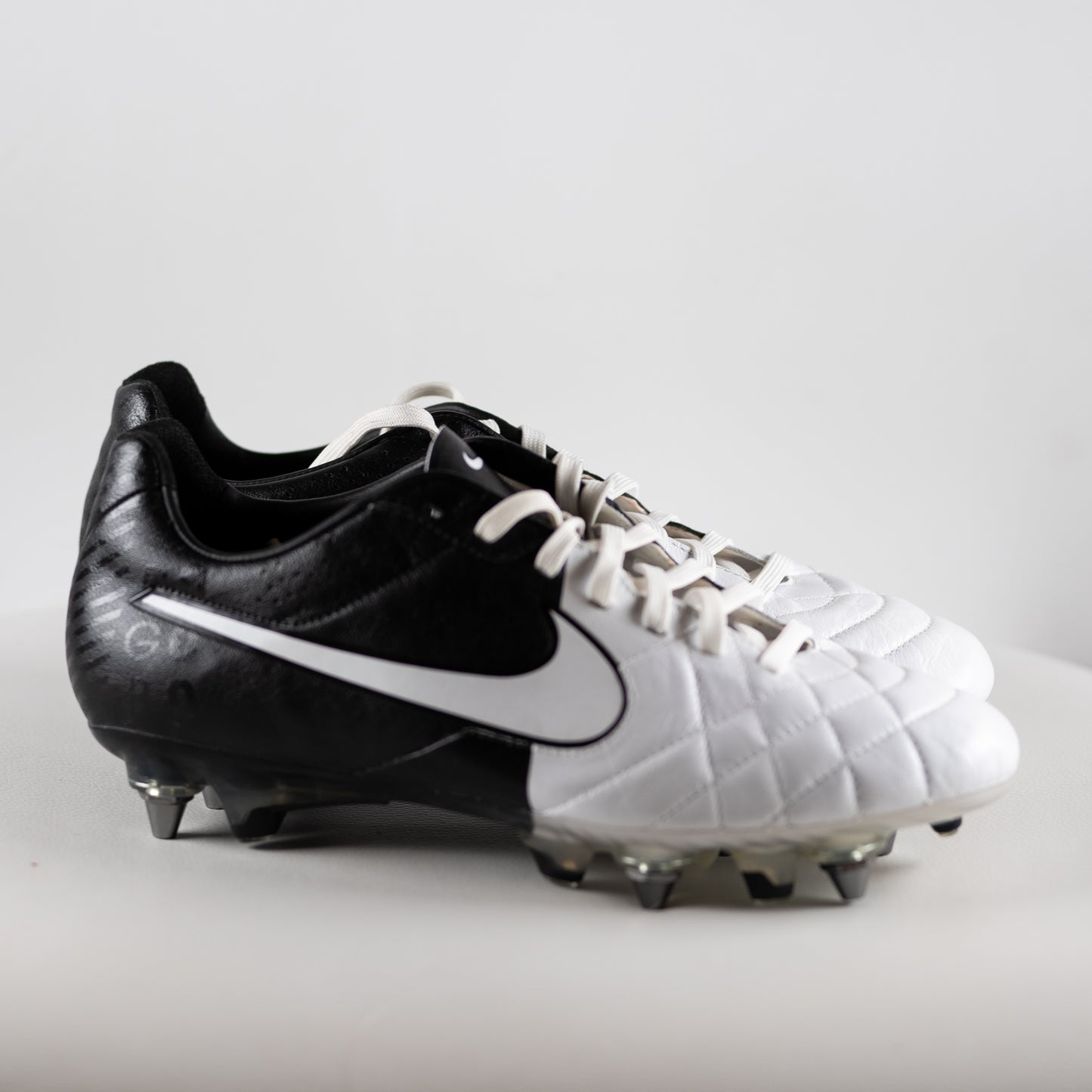 nike tiempo legend 4 mens